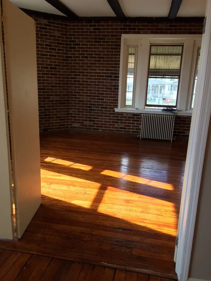 4192 Division Hwy #8 - Photo 5 of 9