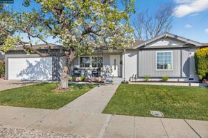 featured image of 7761 Ironwood Dr