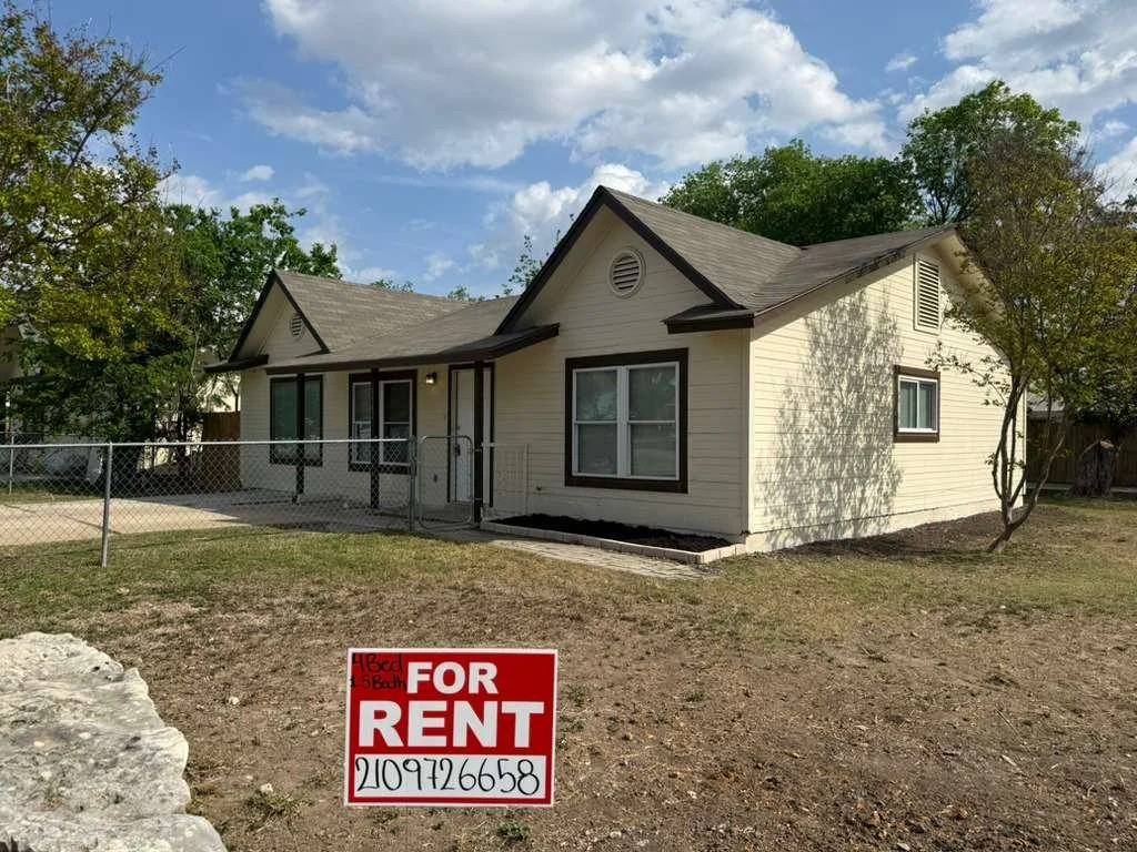 5542 Snow Fox St - Photo 2 of 15