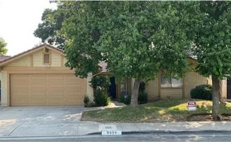 6220 N Gilroy Ave - Photo 1 of 1