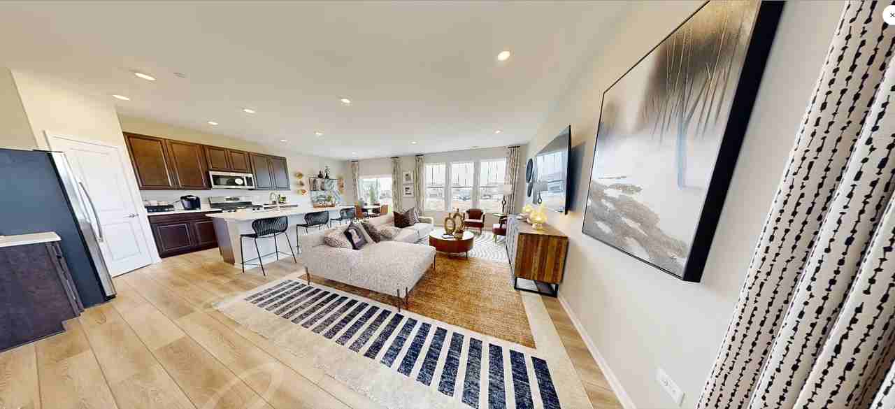 12011 Jordi Rd - Photo 2 of 16