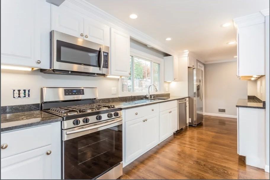 98 Jenness St - Photo 2 of 14