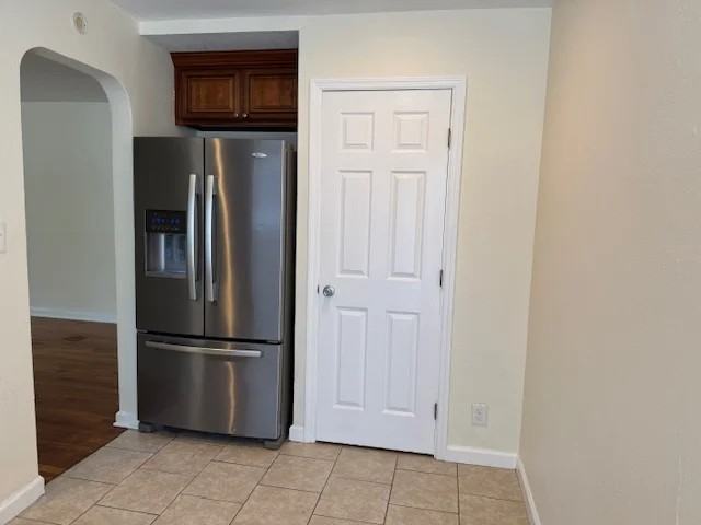 4815 46th Ave N #EAST - Photo 2 of 11