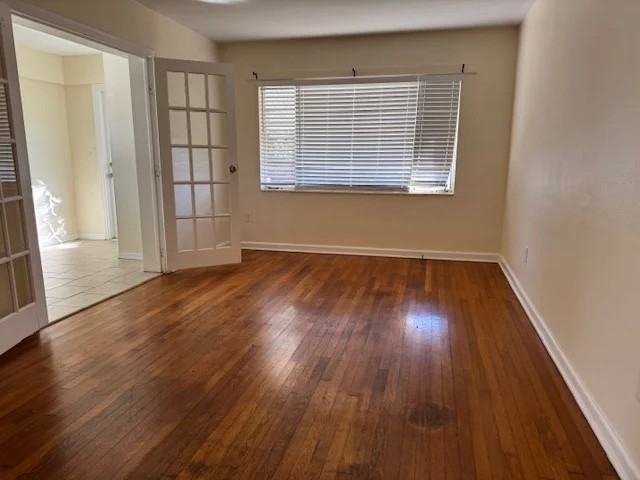 4815 46th Ave N #EAST - Photo 4 of 11