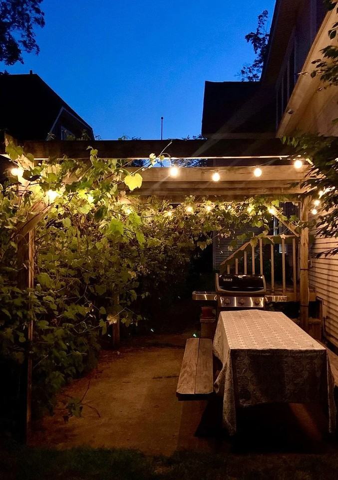 210 N Spruce St - Photo 3 of 12