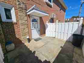 2722 Rhawn St #B - Photo 1 of 1