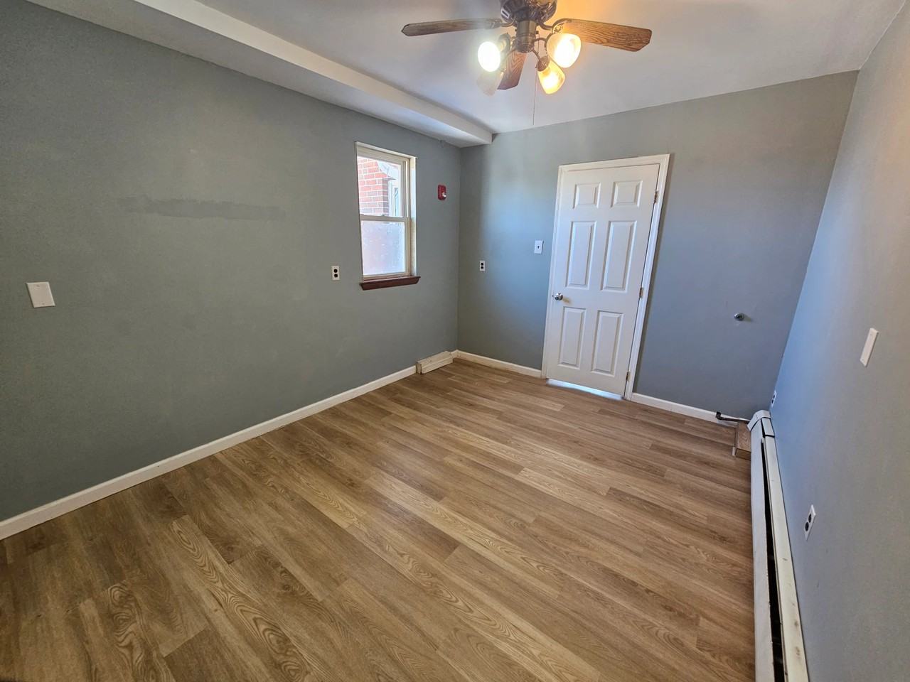 2722 Rhawn St #B - Photo 6 of 12