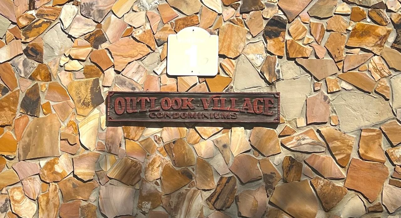 6301 58th St N #102 - Photo 2 of 21