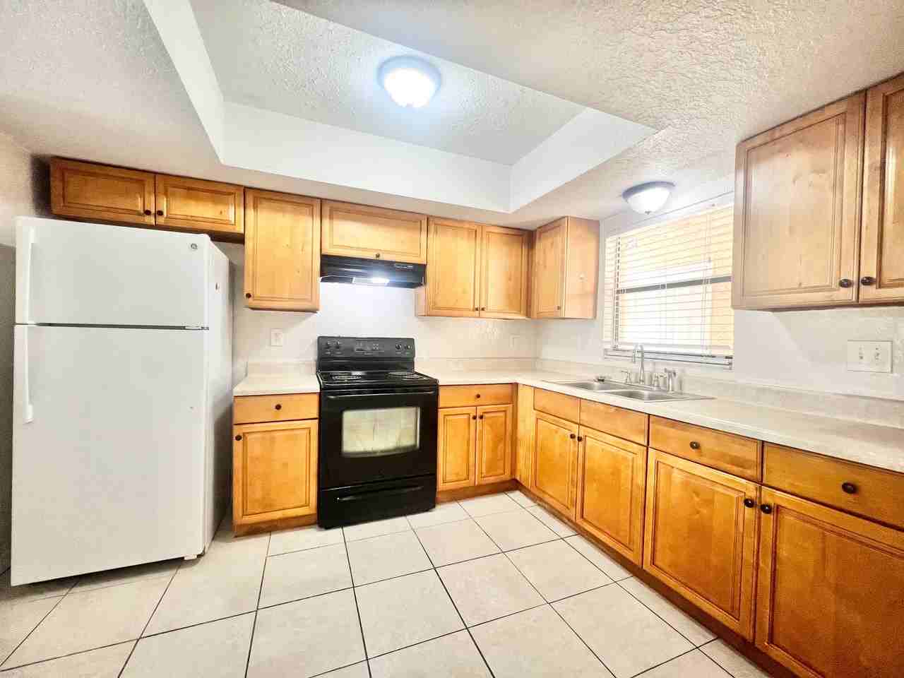 6301 58th St N #102 - Photo 5 of 21