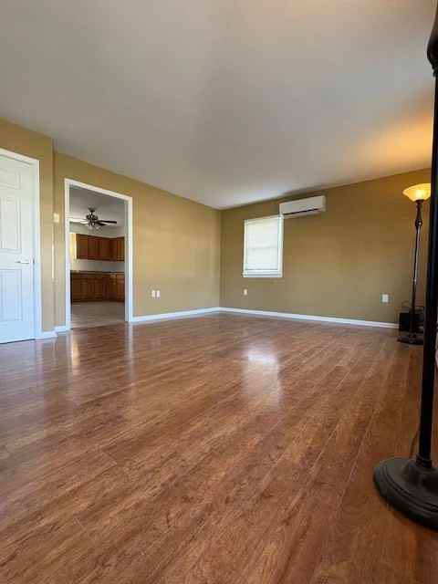 302 Chester Ct #302 - Photo 2 of 8