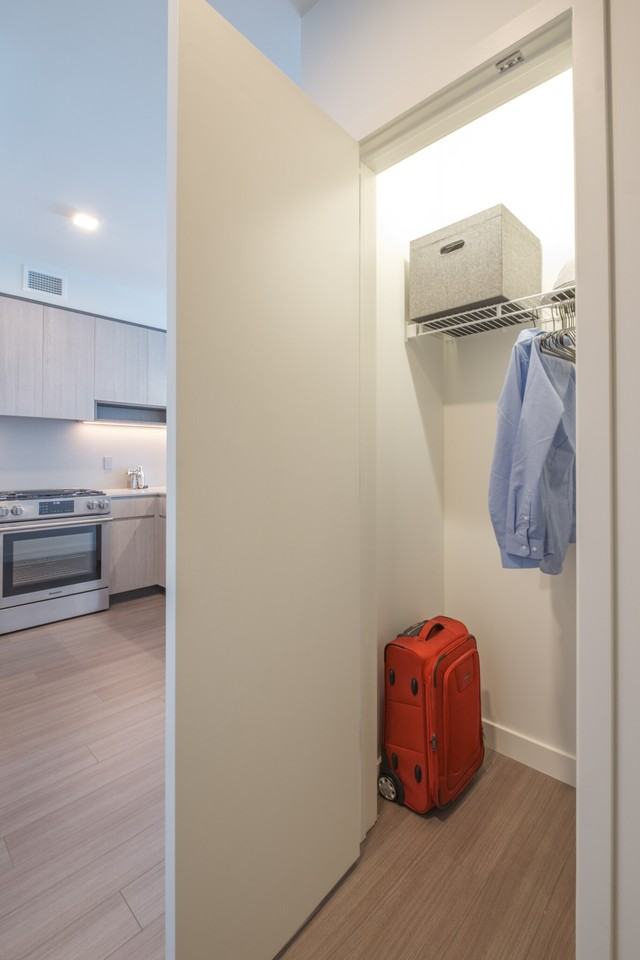 1232 S Indiana Ave - Photo 7 of 14