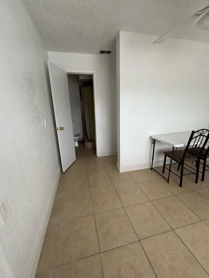 4523 Ligustrum Way - Photo 6 of 10