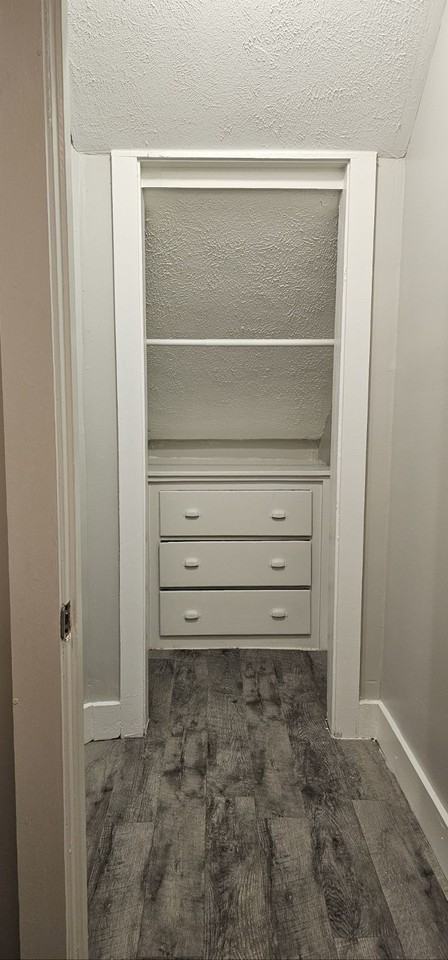 405 Lincoln Way W #B - Photo 5 of 6