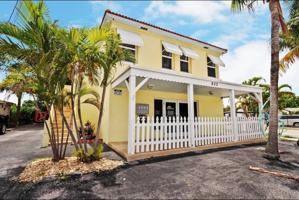 featured image of 802 N Federal Hwy #2