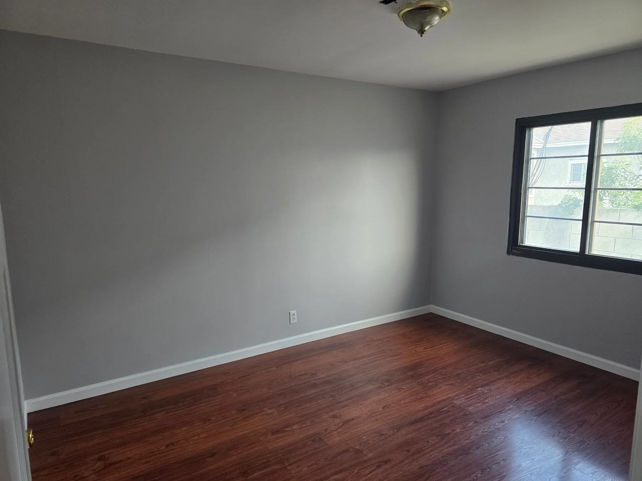 8927 Reading Ave #8927 - Photo 5 of 12