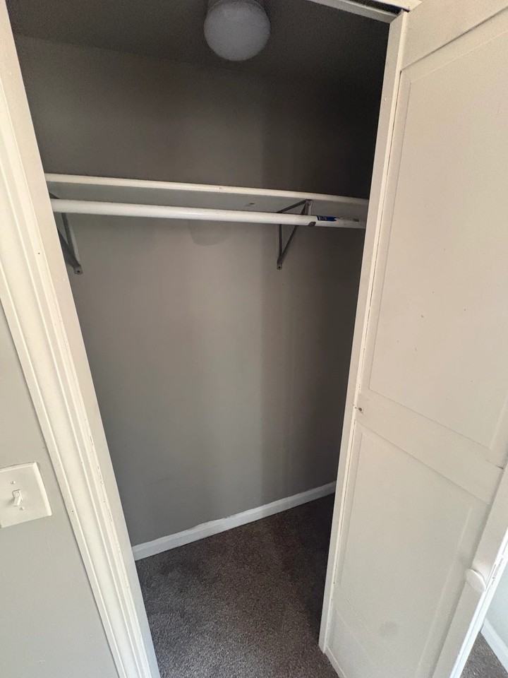 11 Sollers Point Rd - Photo 6 of 15