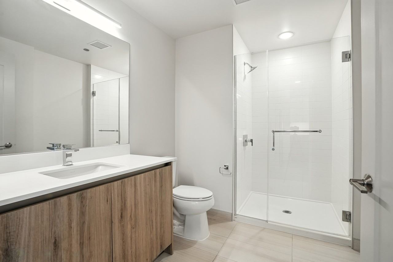 355 W Wolf Point Plz - Photo 5 of 18