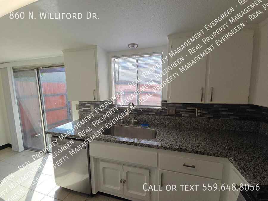 860 N Williford Dr - Photo 6 of 21