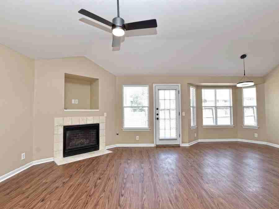 7220 Black Panda Trl - Photo 4 of 25