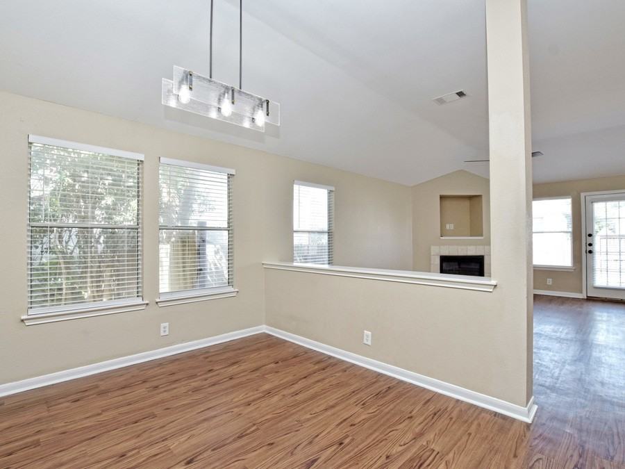 7220 Black Panda Trl - Photo 5 of 25