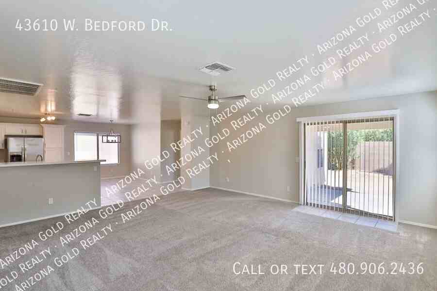 43610 W Bedford Dr - Photo 3 of 24