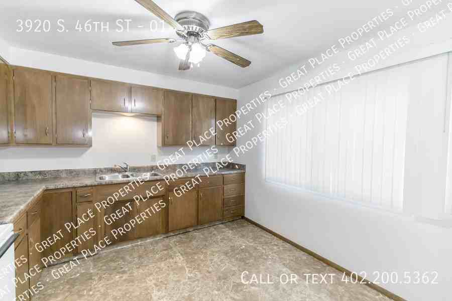 3920 S 46th St #01 - Photo 6 of 18