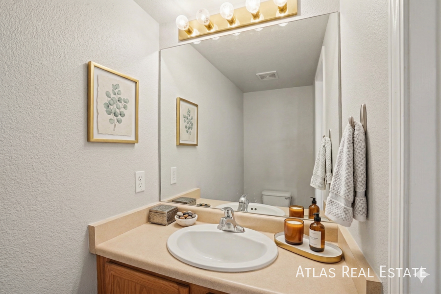 7829 Antelope Valley Pt - Photo 3 of 32