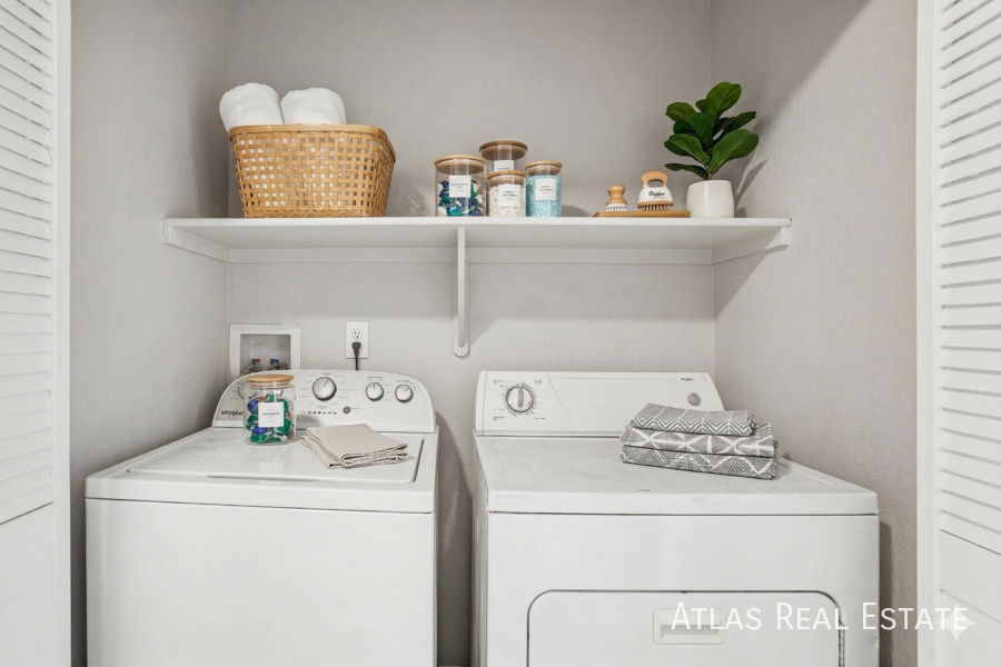 7829 Antelope Valley Pt - Photo 5 of 32