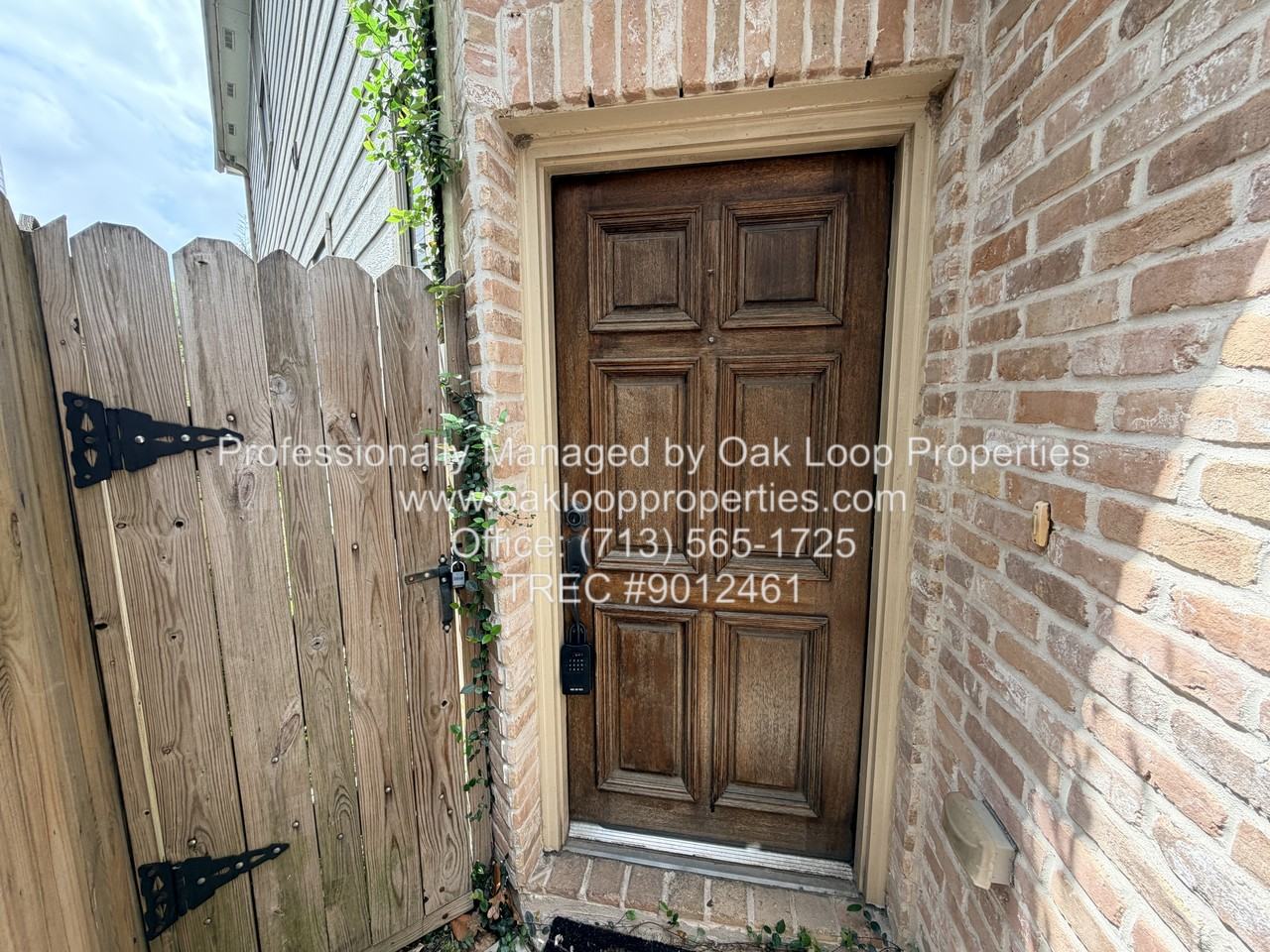 1007 Kern St - Photo 4 of 27