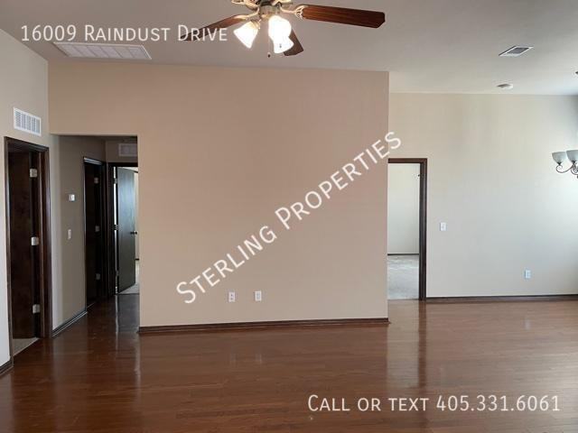 16009 Raindust Dr - Photo 6 of 31