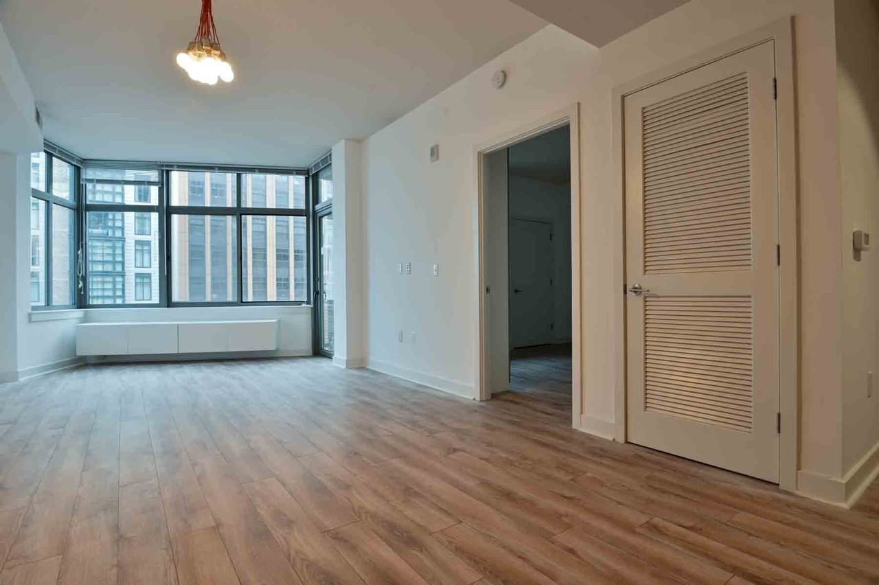 460 New York Ave Nw #501 - Photo 3 of 14