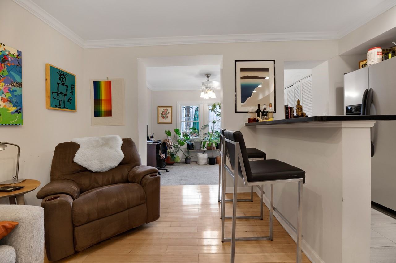 1233 Raum St Ne #3 - Photo 5 of 11