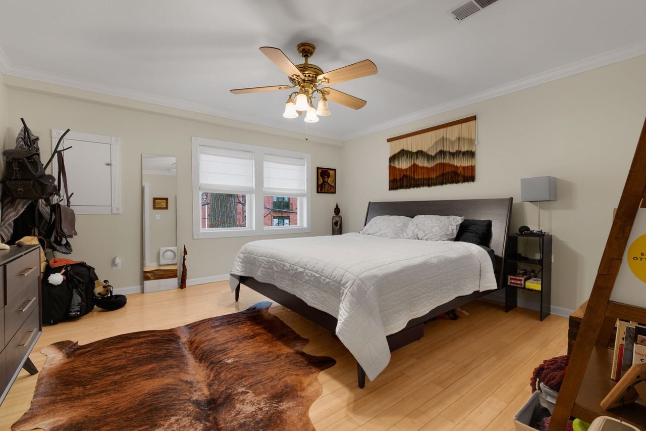 1233 Raum St Ne #3 - Photo 7 of 11