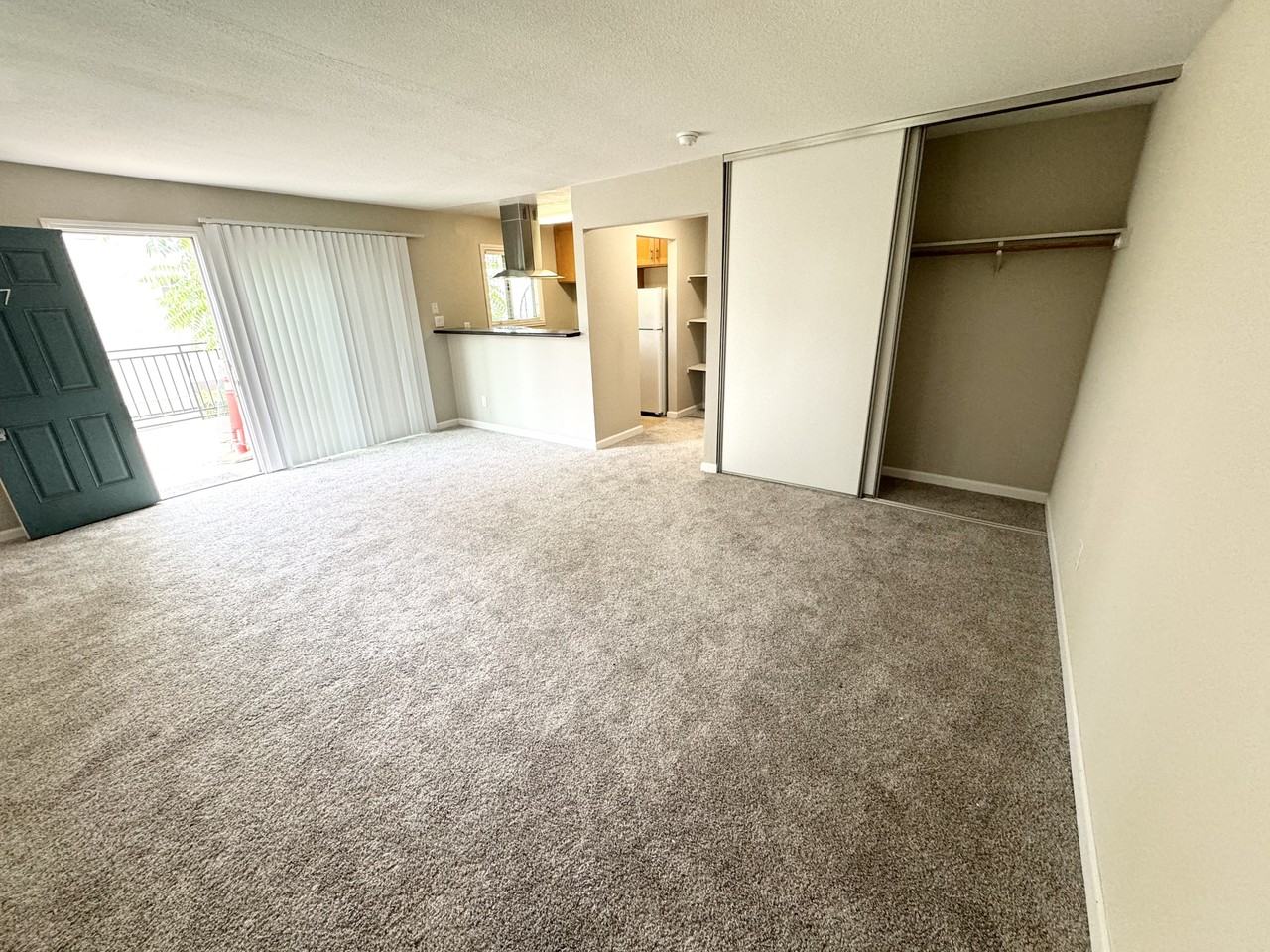 885 Broadway #7 - Photo 2 of 8