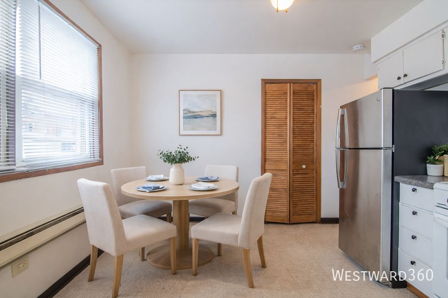 1665 Harbor Ave #S1 - Photo 4 of 10