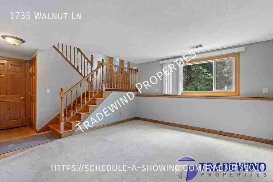 1735 Walnut Ln - Photo 7 of 23