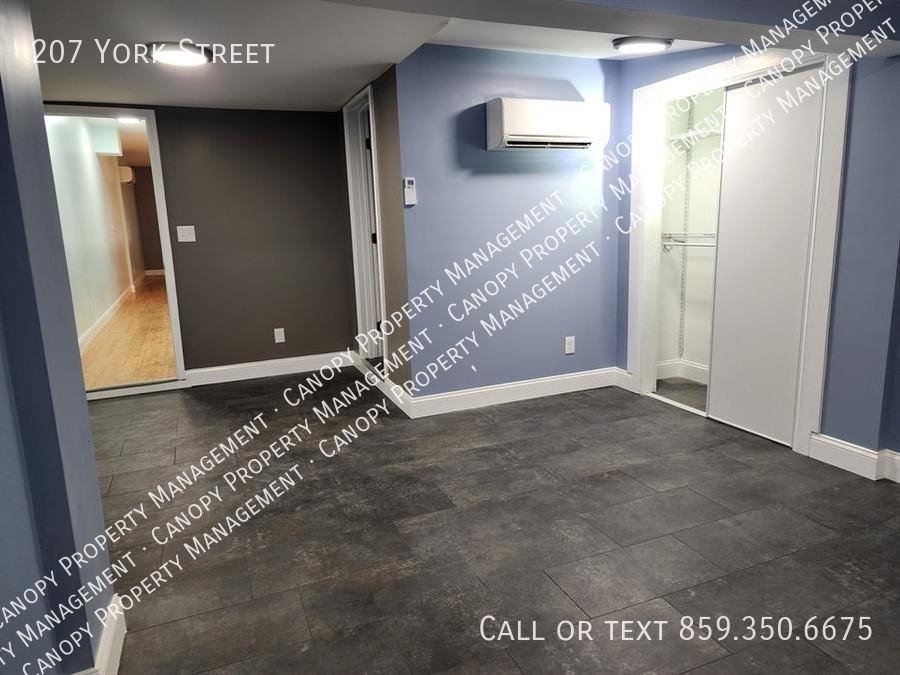 207 York St - Photo 4 of 10