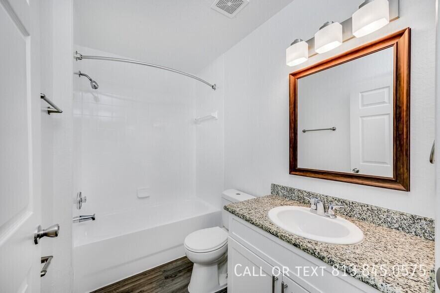 Uptown Palms Apartments - Photo 2 of 16