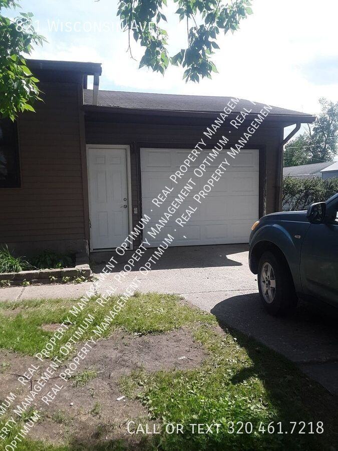 821 Wisconsin Ave - Photo 2 of 33