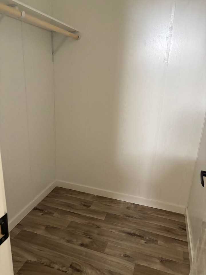 139 Hubert Blvd #32 - Photo 3 of 18