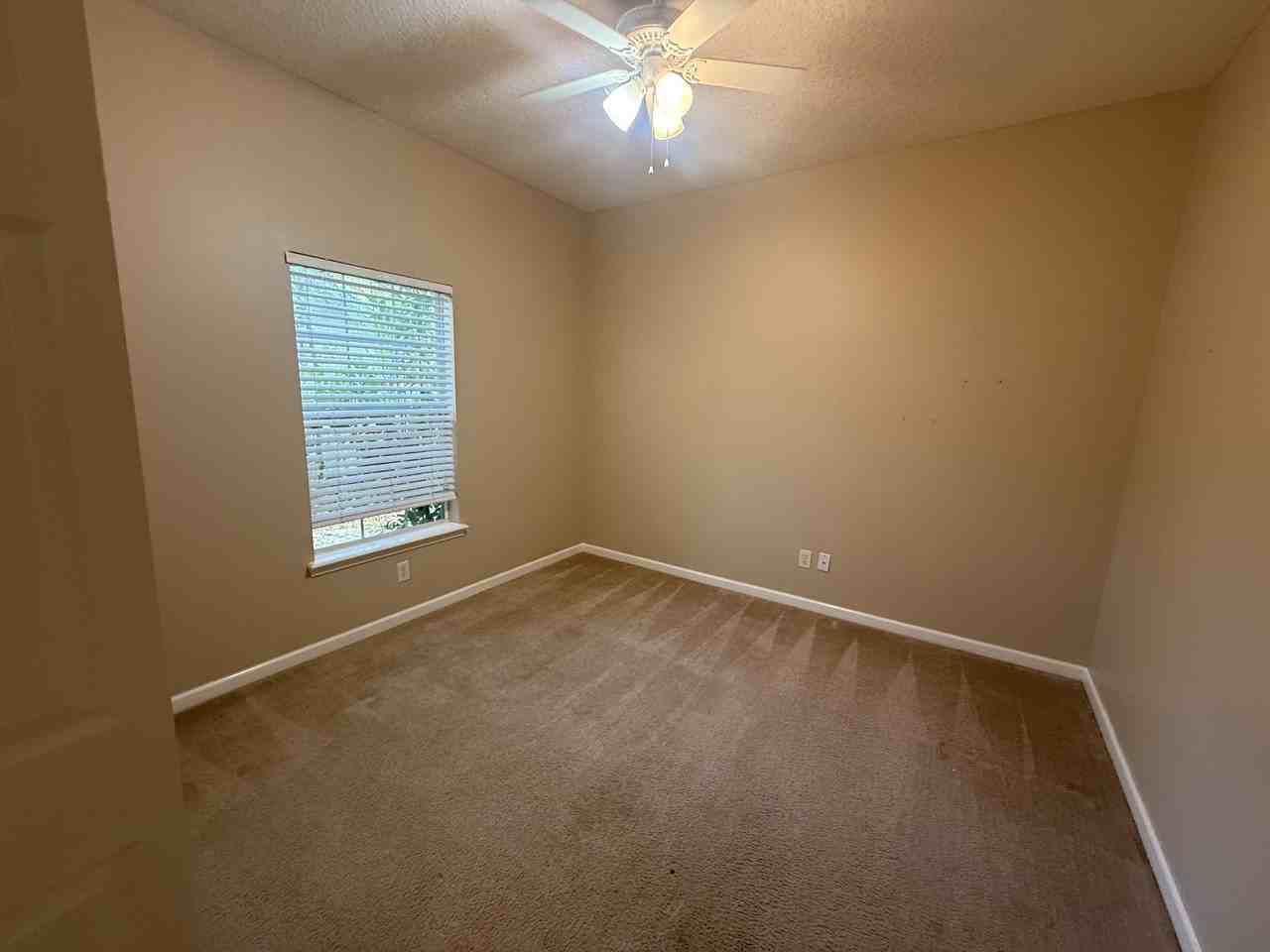 118 Callie Cir - Photo 5 of 10