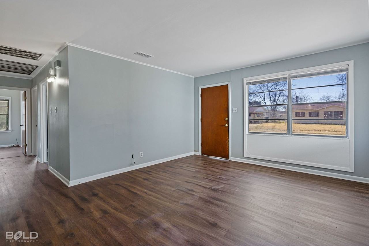 1518 Viosca St - Photo 3 of 13