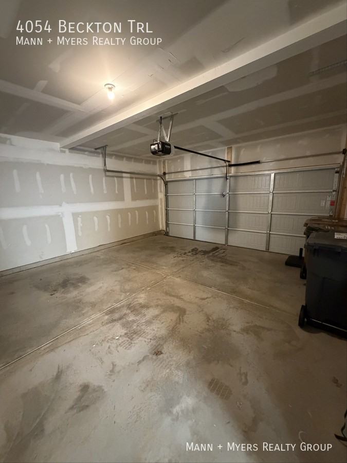 4054 Beckton Trl - Photo 3 of 14