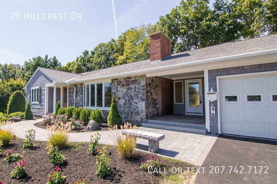 29 Hillcrest Dr - Photo 2 of 37