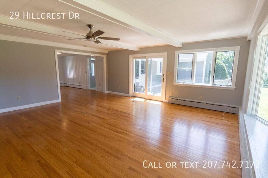 29 Hillcrest Dr - Photo 4 of 37