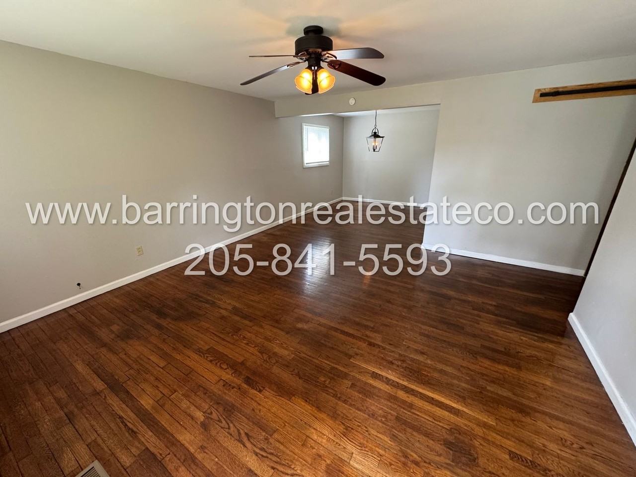 2856 Valleyview Cir - Photo 2 of 6