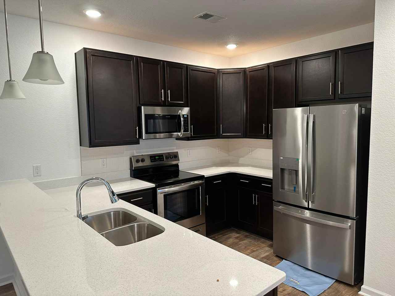 1733 Dromolin Dr #1 - Photo 3 of 11