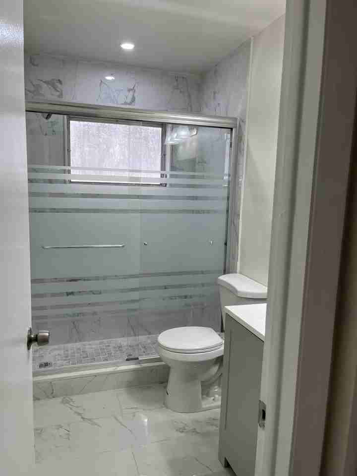 Aqua Residence @ Hollywood - Photo 6 of 9