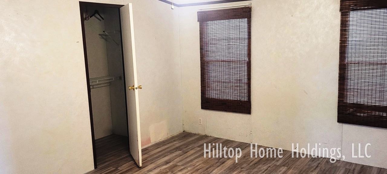 69 Hilltop Rd #69 - Photo 4 of 10