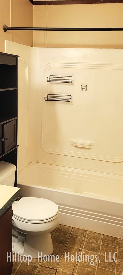 69 Hilltop Rd #69 - Photo 7 of 10